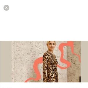 SOCIALITE Leopard print luxury cotton top.